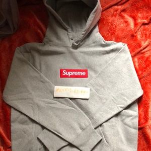 Supreme FW12 Grey Box Logo size M